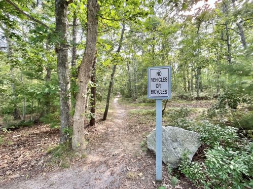 9 Spoondrift Cir, Mashpee MA 02649-5031 exterior