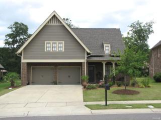 4228 Cahaba Lake Dr, Birmingham, AL 35216-6824