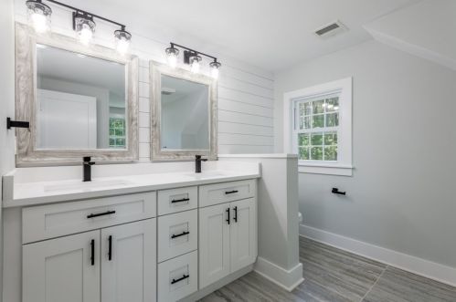 53 Alton St, Walpole MA  02081-4101 exterior