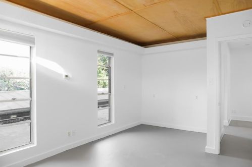 410 Brookhaven Trl, Austin TX 78746-5455 exterior