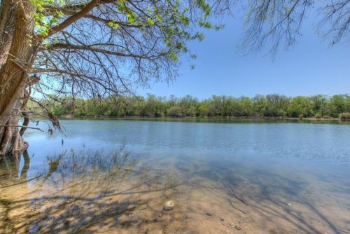 6924 Bay City Bnd, Austin TX  78725-2936 exterior