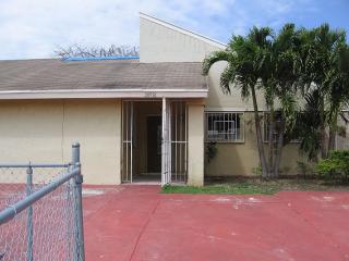 20936 122nd Pl, Miami, FL 33177-5742