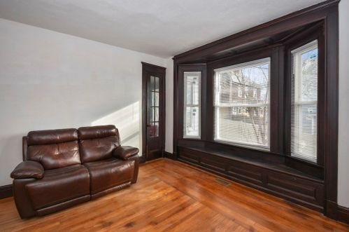 16 Westminster St, Worcester MA 01605-2701 exterior