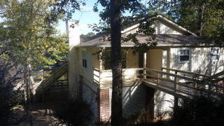 698 Lakeshore Dr, Graball, AL 36310-5898