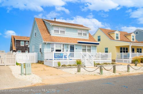 328 Gerrard Ave, South Seaside Park, NJ 08752-2031