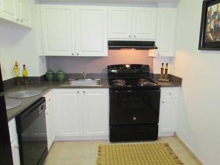 14040 Biscayne Blvd, Miami FL  33181-1536 exterior