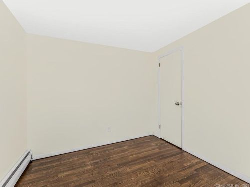 354 Hilton Dr, Wapping CT  06074-3459 exterior