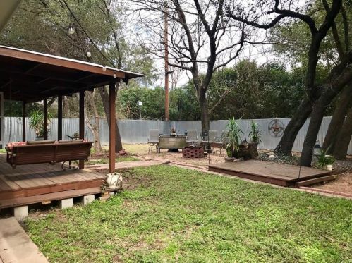 2903 Allison Dr, Austin TX  78741-7314 exterior