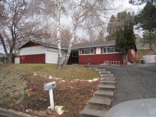 945 Cherry Ter, Susanville, CA 96130-3503