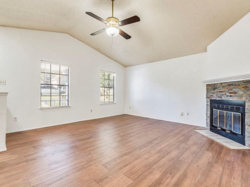 8514 Birmingham Dr, Austin TX  78748-6435 exterior