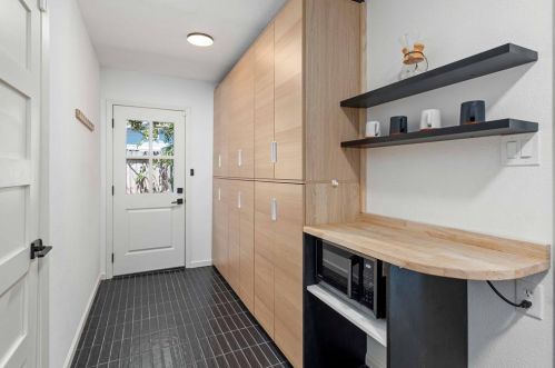 5407 Claymoor Dr, Austin TX 78723-4808 exterior