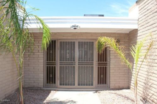 2342 Emelita Ave, Mesa, AZ 85202-2811