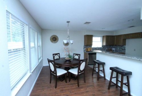 12622 Dringenberg Dr, Austin TX  78729-7784 exterior