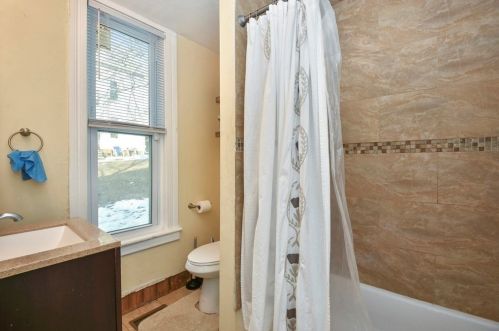 16 Westminster St, Worcester MA 01605-2701 exterior