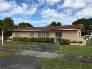 9865 26th Ter, Miami FL  33165-2626 exterior