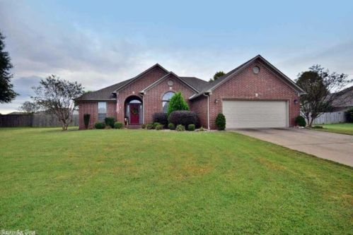 8 Ross Dr, Vilonia AR  72173-9017 exterior