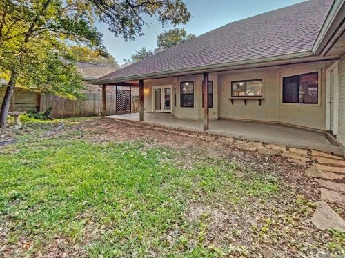 7206 Anaqua Dr, Austin TX 78750-7929 exterior