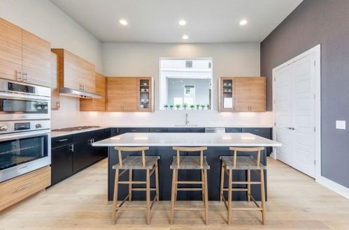 5432 Agatha Cir, Austin TX 78724-6220 exterior