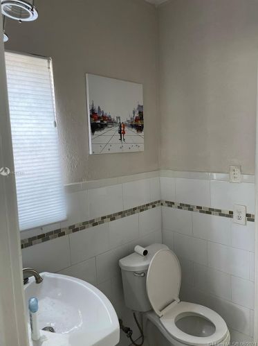 70 101st St, Miami FL  33138-2319 exterior