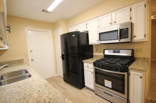 6015 Avery Island Ave, Austin TX  78727-6954 exterior