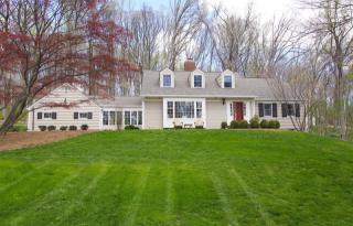 18 Post House Rd, Morristown, NJ 07960-6621