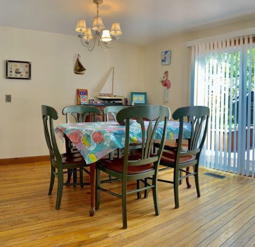 9 Spoondrift Cir, Mashpee MA 02649-5031 exterior