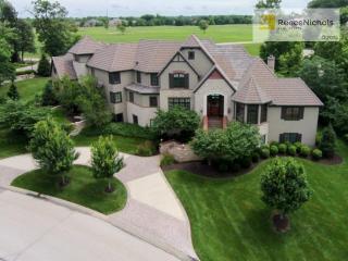 16715 Eden Brg, Village Of Loch Lloyd MO  64012-4189 exterior