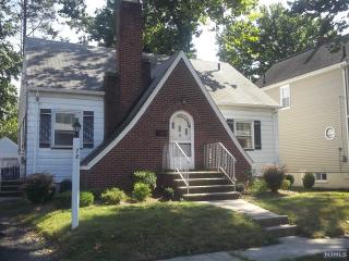 78 Krone Pl, Hackensack, NJ 07601-3738