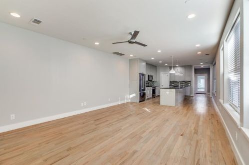 3420 Asbury St, Dallas TX  75205-1891 exterior