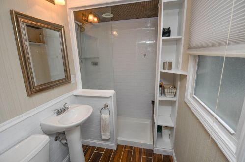 514 Buckingham Way, Chenequa WI 53029-2544 exterior