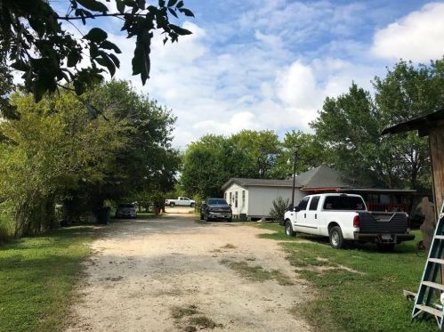 10448 Fm 812, Austin TX 78719-9735 exterior