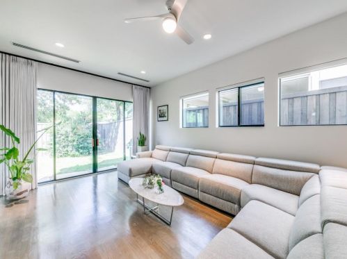 1847 Euclid Ave, Dallas TX  75206-7427 exterior