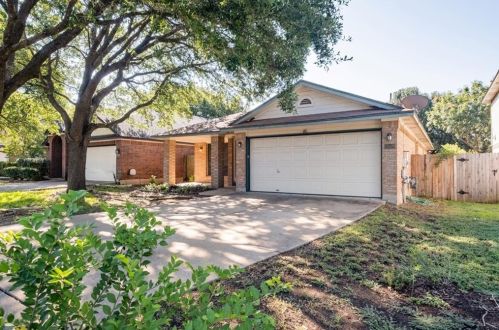 13509 Dulles Ave, Austin TX  78729-3765 exterior