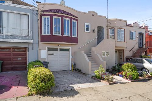 69 Cavour St, Daly City, CA 94014-2244