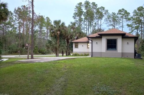 108 5th St, Naples FL  34120-8565 exterior