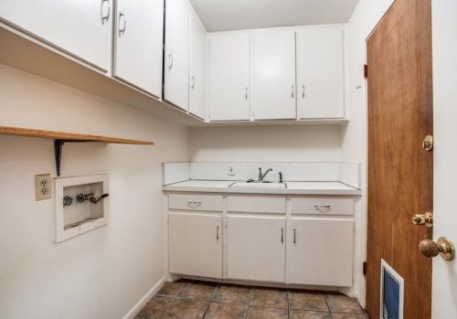 10512 Creekmere Dr, Dallas TX 75218-2341 exterior