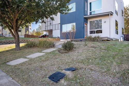 5513 Agatha Cir, Austin TX  78724-6220 exterior