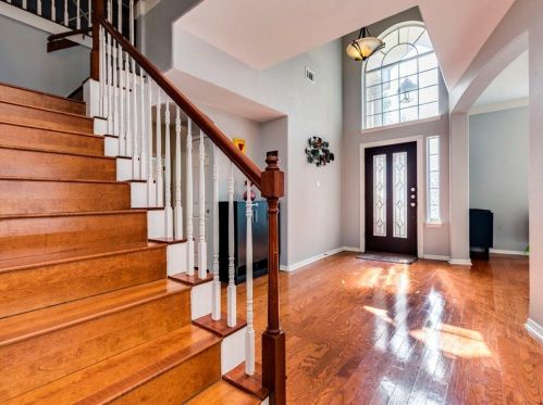 5847 Back Bay Ln, Austin TX  78739-1699 exterior