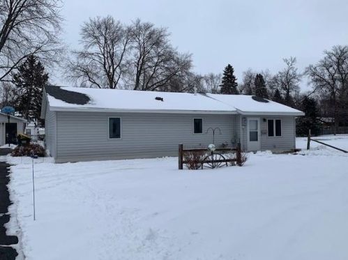 1308 Gorton Ave, Willmar, MN 56201-2457