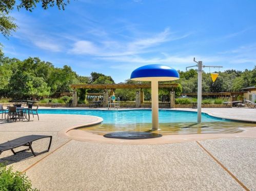 676 Catalina Ln, Austin TX 78737-4715 exterior