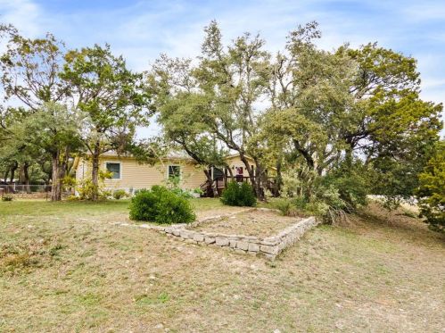 5116 Avispa Way, Austin TX 78738-7602 exterior