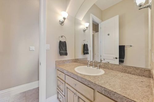 2004 Canonero Dr, Austin TX 78746-2125 exterior