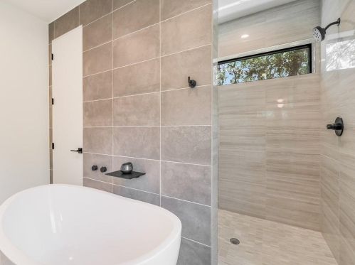 2903 14 St, Austin TX 78702-1628 exterior