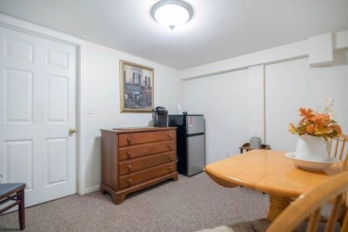 61 Moreau Dr, Chicopee MA 01020-4826 exterior