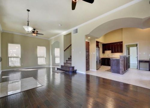 2406 11th St, Austin TX  78702-3510 exterior