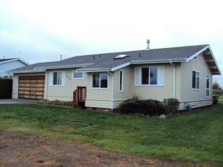 8152 Sehome Rd, Blaine, WA 98230-9564