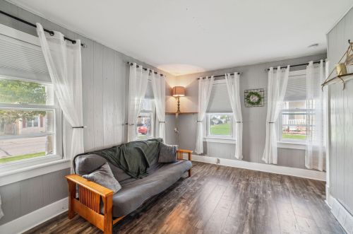 314 Kettle Moraine Dr, Slinger WI 53086-9507 exterior