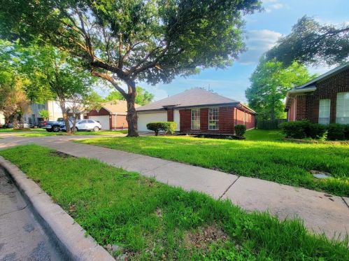 1109 Briargate Dr, Austin TX  78753-2049 exterior