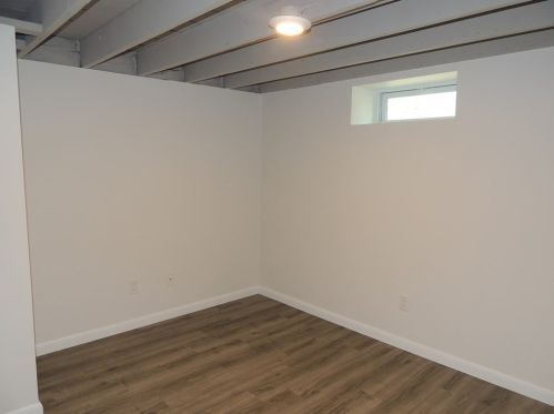 214 Wilbraham Rd, Monson MA  01057-9408 exterior