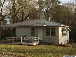 317 2nd Ave, Arab, AL 35016-1328